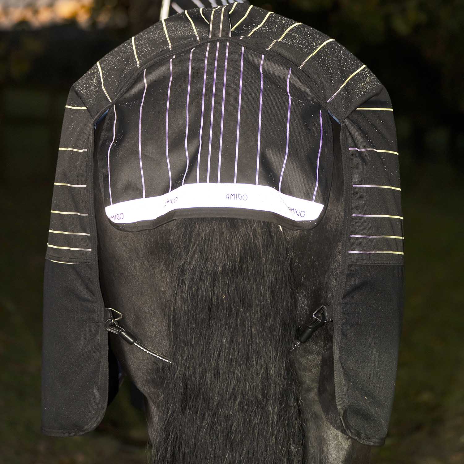 Amigo 1200 Denier FieldSafe Reflectech Plus Turnout Blanket for Horses, 250 grams - Image 8