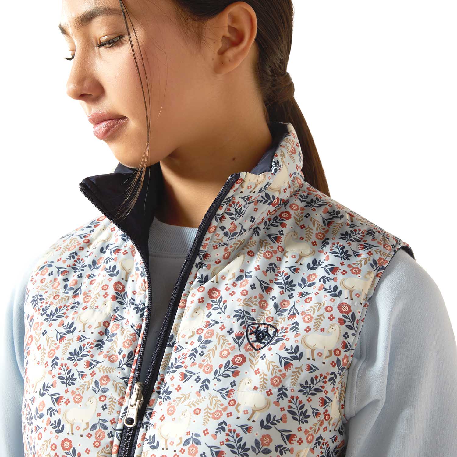 Ariat Youth Bella Reversible Insulated Riding Vest – Lightweight & Warm - Image 4