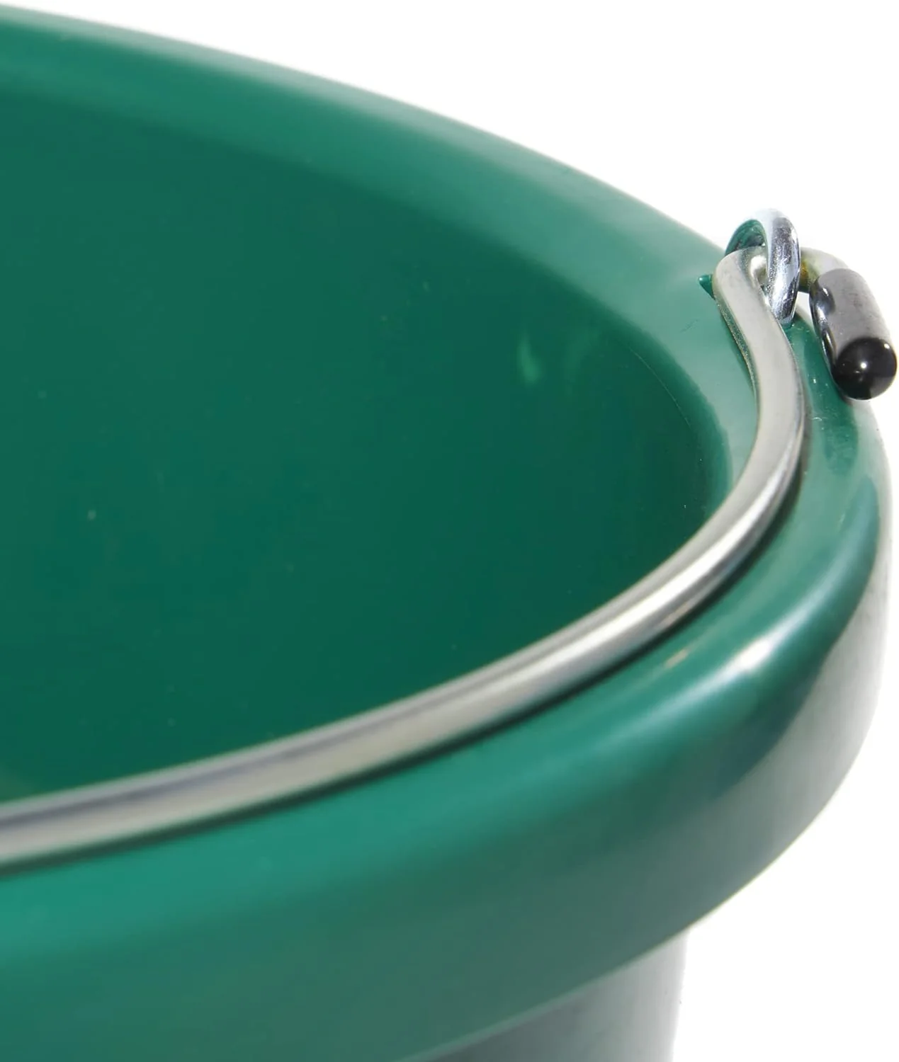 Farm Innovators Heated 2-Gallon Bucket - Image 6