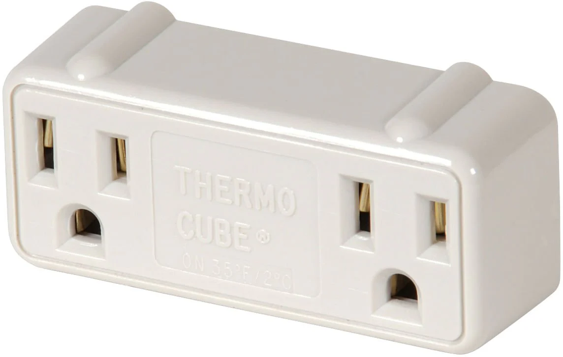 Farm Innovators ThermoCube Thermostatically Controlled Power Outlet TC-3